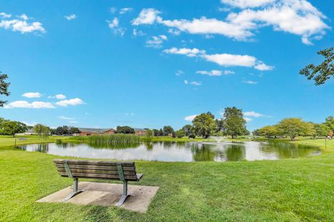 Tiny photo for 116 Oxford Avenue, Clarendon Hills, IL 60514 (MLS # 12461719)