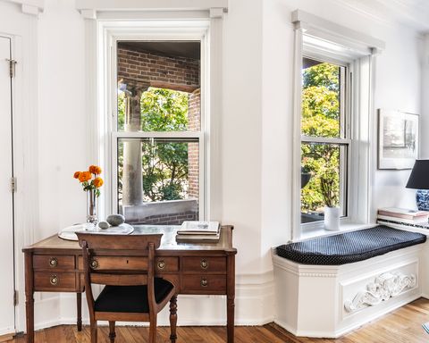 Tiny photo for 905 W Lakeside Place #2F, Chicago, IL 60640 (MLS # 12468314)