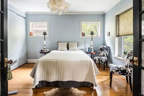 Tiny photo for 905 W Lakeside Place #2F, Chicago, IL 60640 (MLS # 12468314)