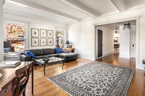 Tiny photo for 905 W Lakeside Place #2F, Chicago, IL 60640 (MLS # 12468314)