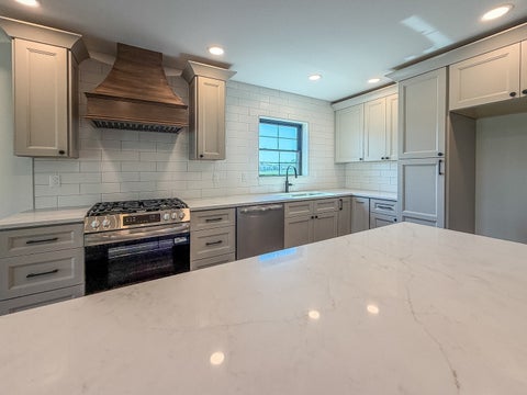 Tiny photo for 502 N Beacon Hill Circle, Urbana, IL 61802 (MLS # 12766302)