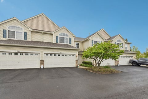 Photo of 725 S Jade Lane, Round Lake, IL 60073 (MLS # 12669355)