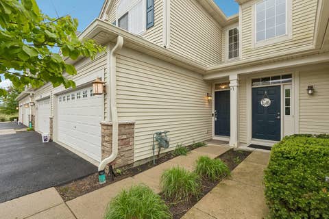 Tiny photo for 725 S Jade Lane, Round Lake, IL 60073 (MLS # 12669355)