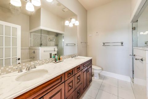 Tiny photo for 2401 N Janssen Avenue #402, Chicago, IL 60614 (MLS # 12450831)