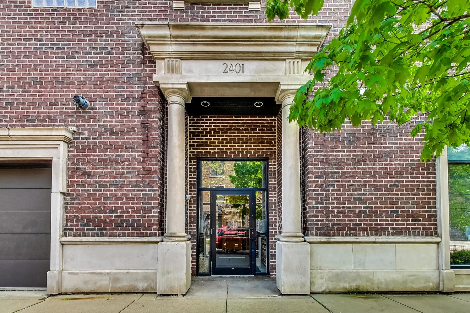 2401 N Janssen Avenue 402