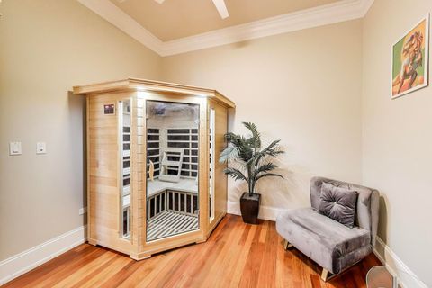 Tiny photo for 2401 N Janssen Avenue #402, Chicago, IL 60614 (MLS # 12450831)