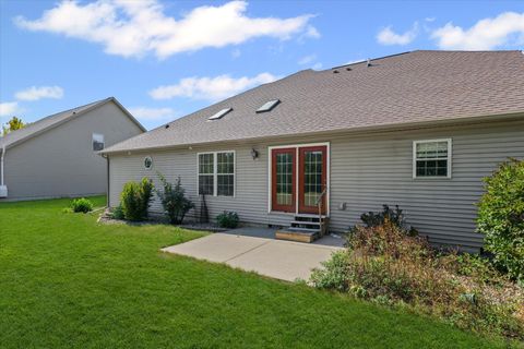 Tiny photo for 1012 Waters Edge Road, Champaign, IL 61822 (MLS # 12487303)