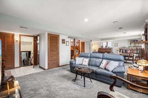 Tiny photo for 462 Mulberry Lane, Wood Dale, IL 60191 (MLS # 12584970)