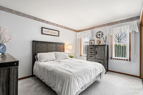 Tiny photo for 462 Mulberry Lane, Wood Dale, IL 60191 (MLS # 12584970)