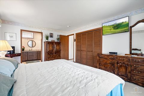 Tiny photo for 462 Mulberry Lane, Wood Dale, IL 60191 (MLS # 12584970)