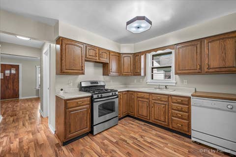 Tiny photo for 746 Parkway Avenue, Elgin, IL 60120 (MLS # 12738031)