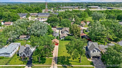Tiny photo for 746 Parkway Avenue, Elgin, IL 60120 (MLS # 12738031)