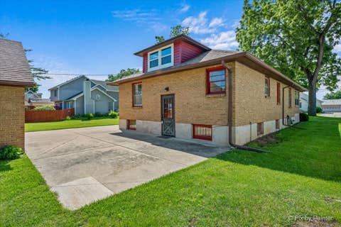 Tiny photo for 746 Parkway Avenue, Elgin, IL 60120 (MLS # 12738031)