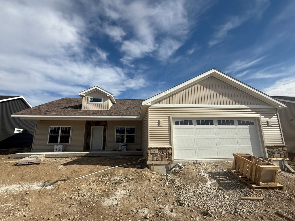 Photo for 3402 Melissa Lane, Urbana, IL 61802 (MLS # 12504967)