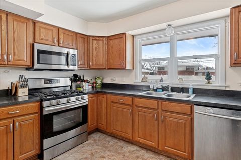 Tiny photo for 6101 W 127th Street, Palos Heights, IL 60463 (MLS # 12522592)