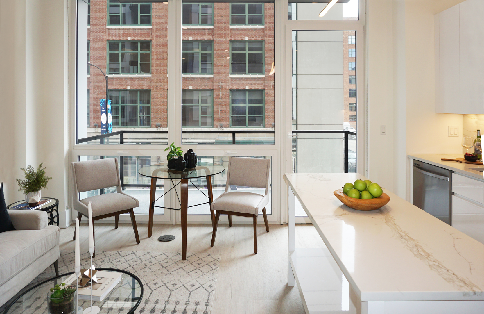 812 W Adams Street 509