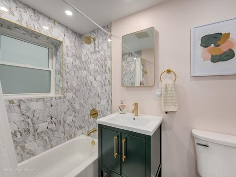 Tiny photo for Chicago, IL 60618 (MLS # 12620701)