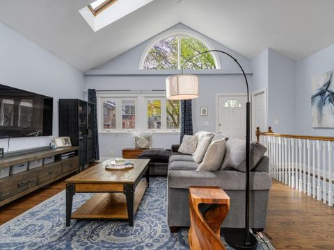 Tiny photo for Chicago, IL 60618 (MLS # 12620701)