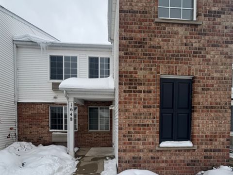 Photo of 1648 McClure Road #1648, Aurora, IL 60505 (MLS # 12530207)