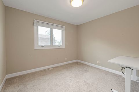 Tiny photo for 1890 Shorewood Drive W, Hoffman Estates, IL 60192 (MLS # 12615333)