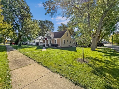 Tiny photo for 21 E Lyndale Avenue, Northlake, IL 60164 (MLS # 12782372)
