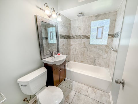 Tiny photo for 21 E Lyndale Avenue, Northlake, IL 60164 (MLS # 12782372)