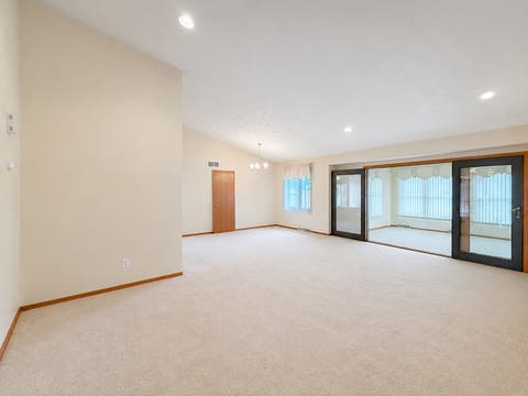 Tiny photo for 1909 Comanche Court #11, Freeport, IL 61032 (MLS # 12677189)