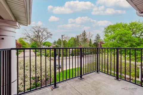Tiny photo for 809 E Miner Street #3B, Arlington Heights, IL 60004 (MLS # 12630226)