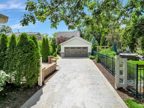 Tiny photo for 220 Hickory Street, Frankfort, IL 60423 (MLS # 12685261)