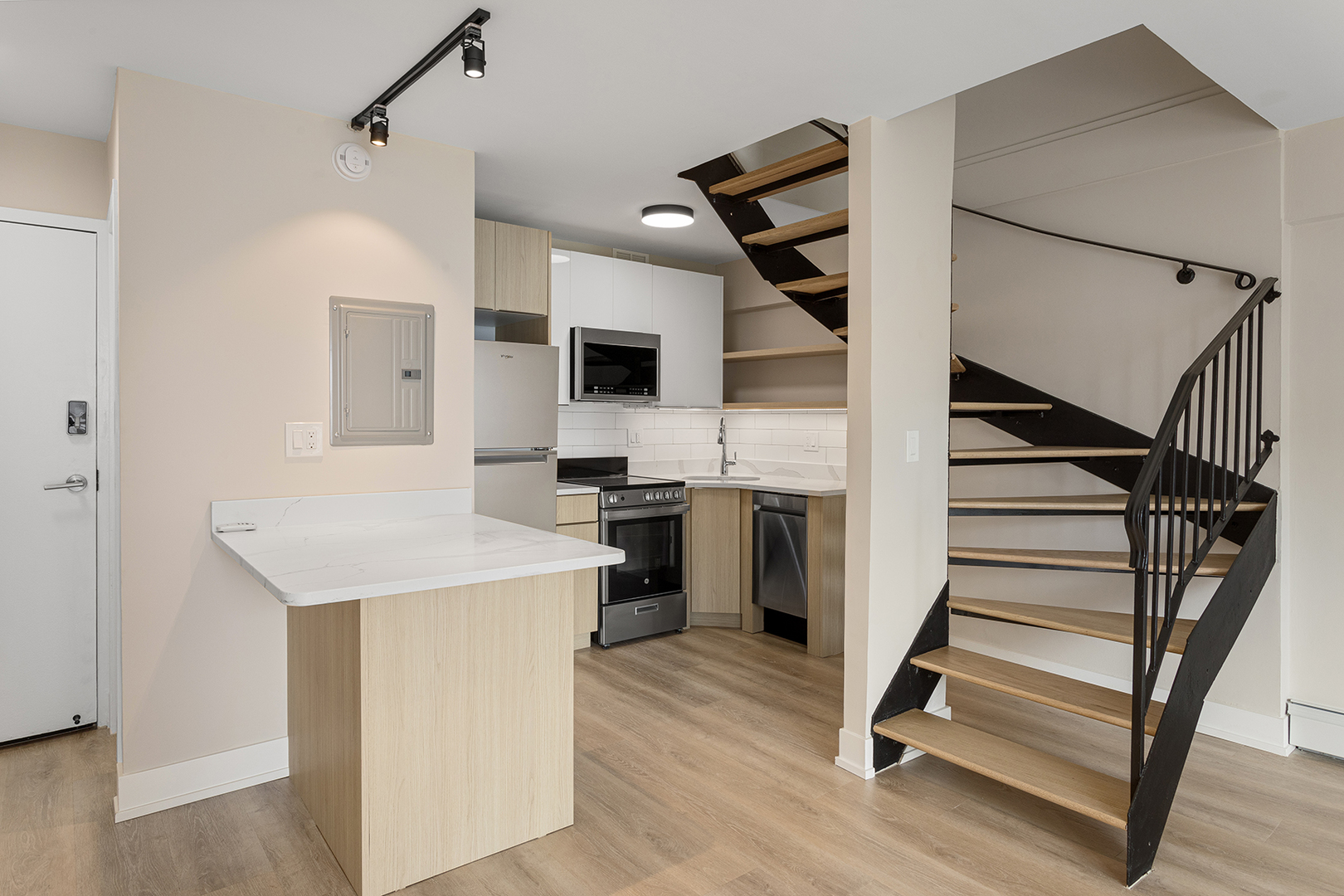 6166 N Sheridan Road 26G