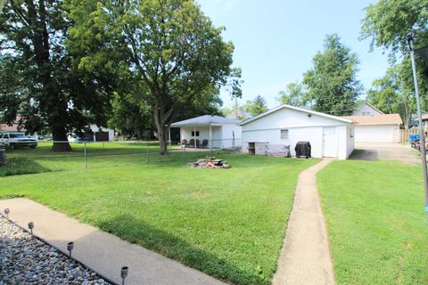 Tiny photo for 435 S Myrtle Avenue, Kankakee, IL 60901 (MLS # 12449176)