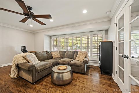 Tiny photo for 609 Bowling Green Court, Naperville, IL 60563 (MLS # 12504634)