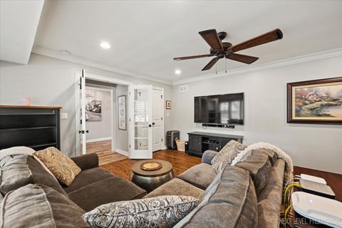 Tiny photo for 609 Bowling Green Court, Naperville, IL 60563 (MLS # 12504634)