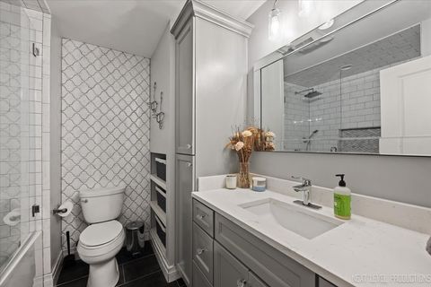 Tiny photo for 609 Bowling Green Court, Naperville, IL 60563 (MLS # 12504634)