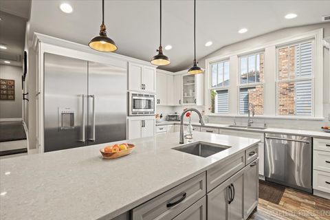 Tiny photo for 609 Bowling Green Court, Naperville, IL 60563 (MLS # 12504634)