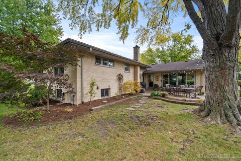 Tiny photo for 609 Bowling Green Court, Naperville, IL 60563 (MLS # 12504634)