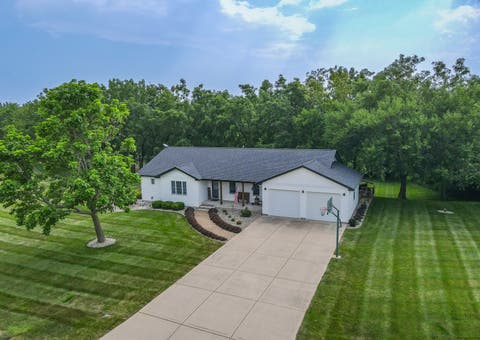 Tiny photo for 6174 Tulip Lane, Grant Park, IL 60940 (MLS # 12707951)