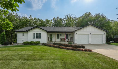 Tiny photo for 6174 Tulip Lane, Grant Park, IL 60940 (MLS # 12707951)