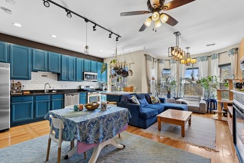 Tiny photo for 1622 W Juneway Terrace #3E, Chicago, IL 60626 (MLS # 12611888)