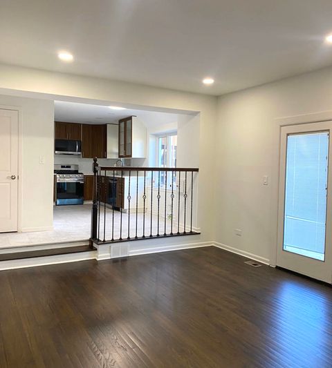 Tiny photo for 78 Downing Road, Buffalo Grove, IL 60089 (MLS # 12582867)