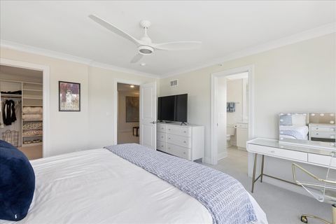 Tiny photo for 567 Hannah Lane, Hinsdale, IL 60521 (MLS # 12454552)