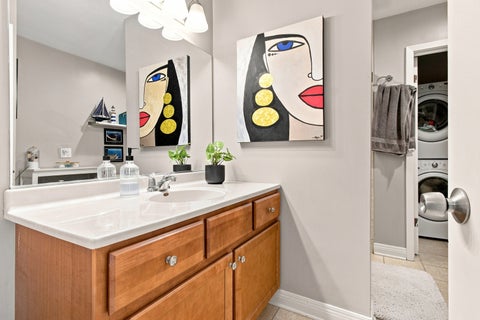 Tiny photo for 3N550 CROWN Road #10, Elmhurst, IL 60126 (MLS # 12738400)