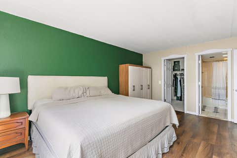 Tiny photo for 1 Renaissance Place #517, Palatine, IL 60067 (MLS # 12707014)