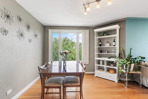 Tiny photo for 1 Renaissance Place #517, Palatine, IL 60067 (MLS # 12707014)