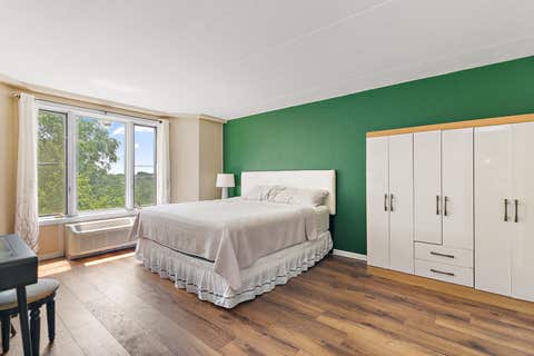 Tiny photo for 1 Renaissance Place #517, Palatine, IL 60067 (MLS # 12707014)