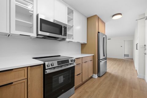 Tiny photo for 6301 N Sheridan Road #11A, Chicago, IL 60660 (MLS # 12507947)