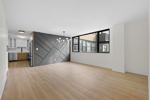 Tiny photo for 6301 N Sheridan Road #11A, Chicago, IL 60660 (MLS # 12507947)