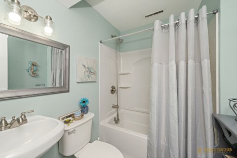 Tiny photo for 160 Surrey Lane, Crystal Lake, IL 60014 (MLS # 12473752)