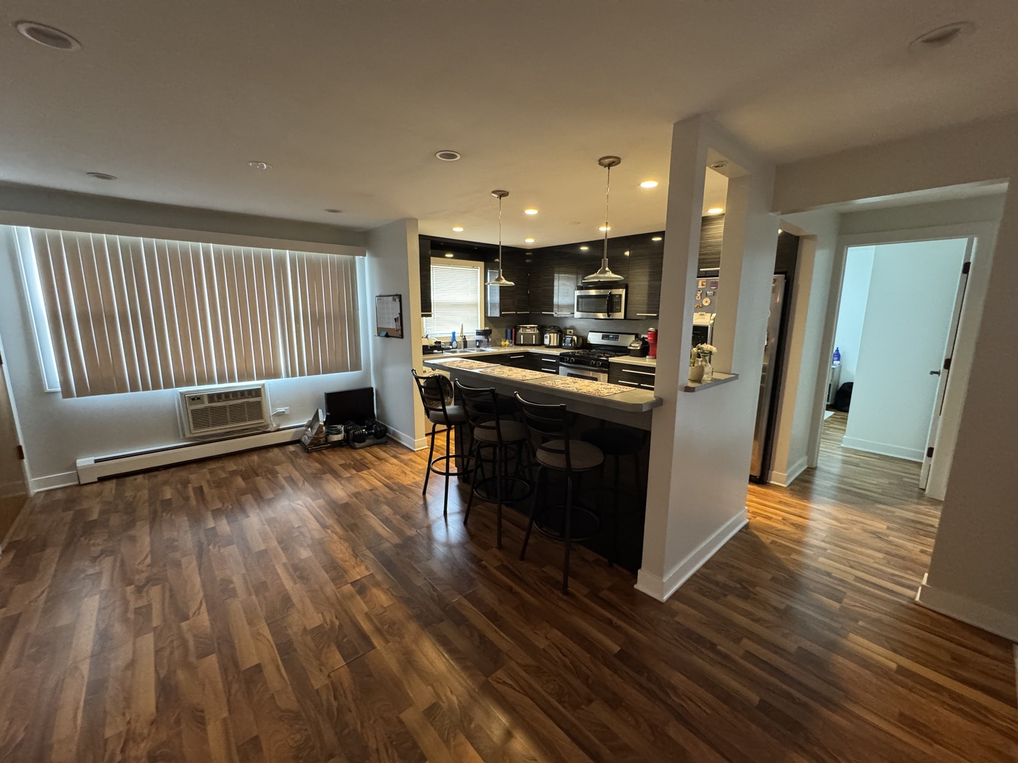2049 N Harlem Avenue 3E