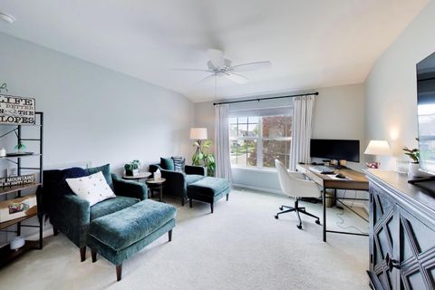 Tiny photo for 1331 Avery Avenue, Wheaton, IL 60187 (MLS # 12624208)